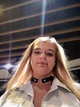 Snapshot of Betsy chatting on February 9, 2025, 11:25 am Betsy online show from February 9, 2025, 11:25 am