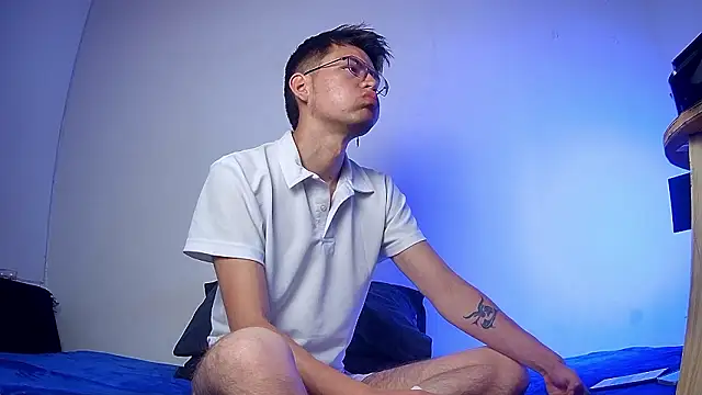 Snapshot of nicolatinboy chatting on February 11, 2026, 9:03 pm nicolatinboy online show from February 11, 2026, 9:03 pm