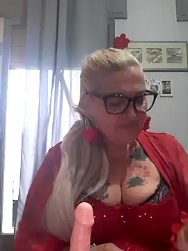 athena80 sexy online show from December 4, 2025, 1:54 pm