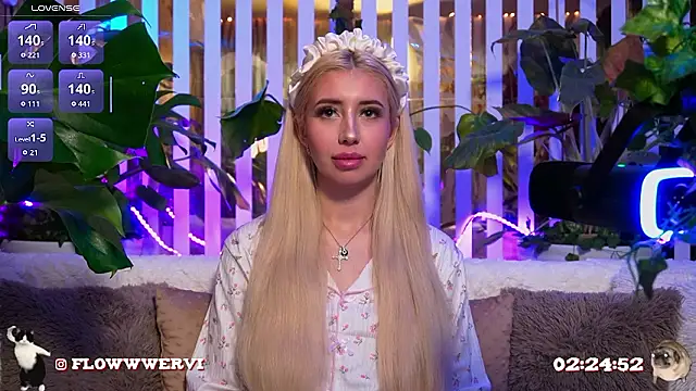 Snapshot of FlowweerGirl chatting on February 19, 2026, 8:39 pm FlowweerGirl online show from February 19, 2026, 8:39 pm