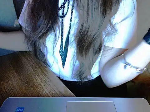 Snapshot of maian_love chatting on June 12, 2026, 7:22 pm maian love online show from June 12, 2026, 7:22 pm