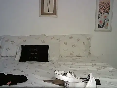 katerinepol online show from December 15, 2025, 2:50 am