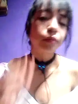 Snapshot of Honey_bun06 chatting on June 19, 2026, 5:57 am Honey bun06 online show from June 19, 2026, 5:57 am