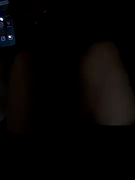 Baby-Linh online show from April 3, 2026, 4:08 am