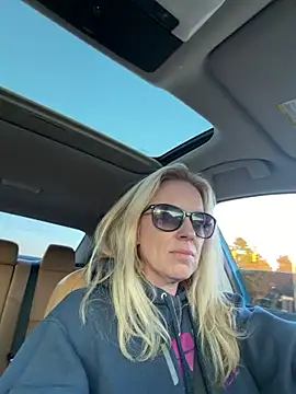 sinfulsara online show from February 13, 2026, 10:43 pm