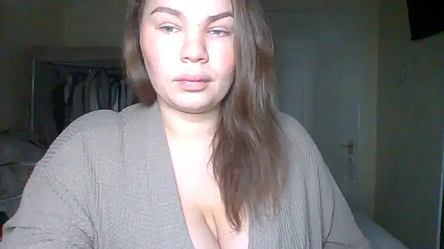 Snapshot of GEMMARMALADE chatting on December 22, 2025, 7:41 am GEMMARMALADE online show from December 22, 2025, 7:41 am