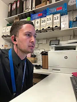 dirtyanal23 online show from May 11, 2026, 6:05 pm