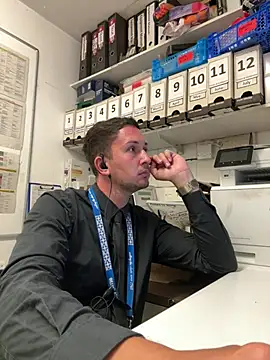 dirtyanal23 online show from July 6, 2026, 6:54 pm
