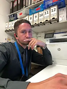 dirtyanal23 online show from July 17, 2026, 6:27 pm
