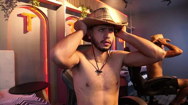 Snapshot of Thiago_Voss chatting on January 7, 2026, 12:21 pm Thiago Voss online show from January 7, 2026, 12:21 pm