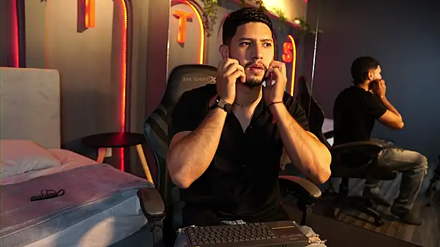 Snapshot of Thiago_Voss chatting on January 9, 2026, 12:34 pm Thiago Voss online show from January 9, 2026, 12:34 pm