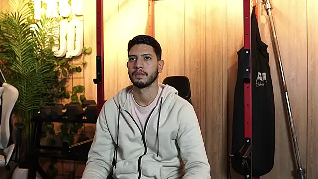 Snapshot of Thiago_Voss chatting on January 11, 2026, 4:47 pm Thiago Voss online show from January 11, 2026, 4:47 pm