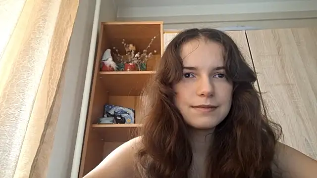 KellyKelik online show from February 13, 2026, 8:14 am