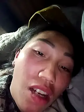 Lorena-a online show from December 22, 2025, 1:44 pm