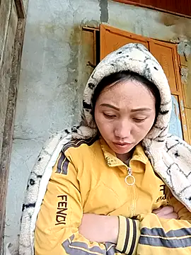 Lorena-a online show from December 16, 2025, 8:29 am