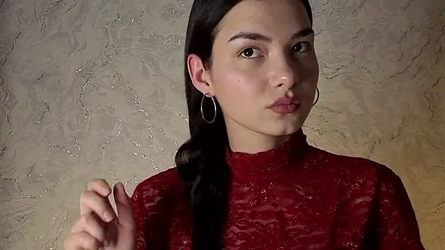 Laura Sunday online show from December 15, 2025, 11:27 am