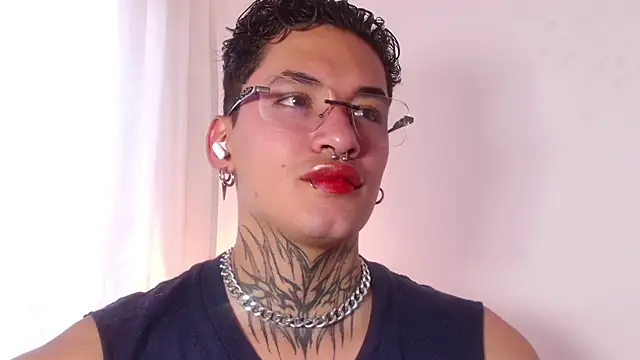 AlecBanne online show from January 11, 2026, 7:43 pm