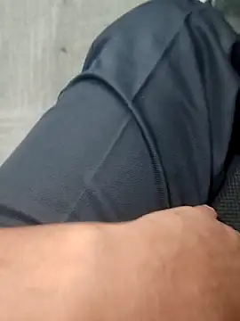 Snapshot of boyfromMum_bai chatting on March 17, 2026, 5:32 am boyfromMum bai online show from March 17, 2026, 5:32 am