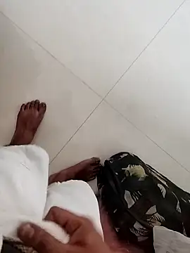 Snapshot of boyfromMum_bai chatting on March 22, 2026, 9:33 am boyfromMum bai online show from March 22, 2026, 9:33 am