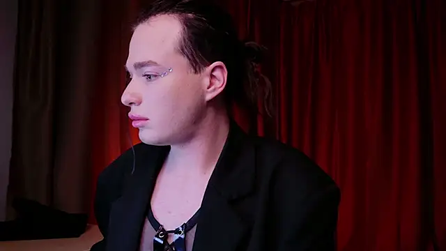 Kristenegor online show from December 4, 2025, 10:09 pm