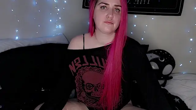 Snapshot of MaryMary_ chatting on February 13, 2026, 6:19 pm MaryMary online show from February 13, 2026, 6:19 pm