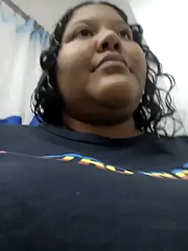 Snapshot of VaneandRossy chatting on February 27, 2026, 11:48 pm VaneandRossy online show from February 27, 2026, 11:48 pm