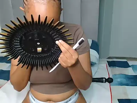 Snapshot of Sassy_S chatting on February 20, 2026, 5:59 pm Sassy S online show from February 20, 2026, 5:59 pm