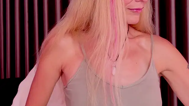 betty xoxoo online show from July 23, 2026, 10:12 am