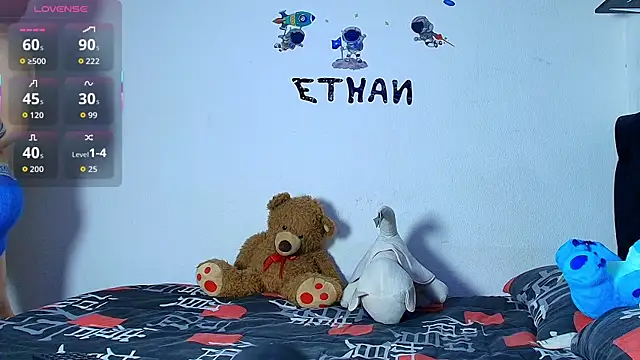 ethan  01 online show from December 18, 2025, 11:52 pm