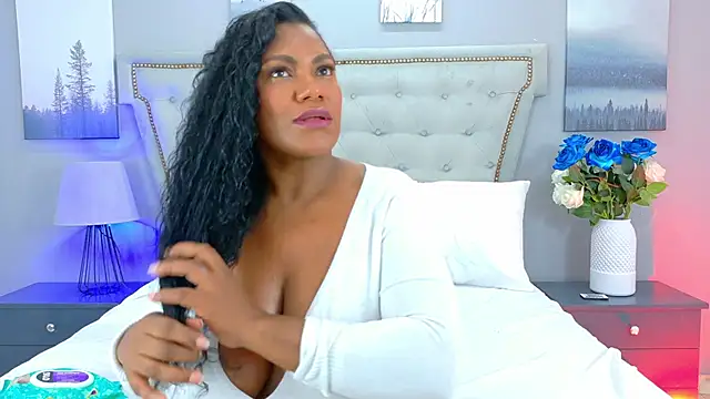 AnnieLeigt online show from March 7, 2026, 1:05 pm