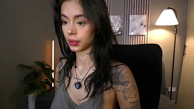 Snapshot of VegaLuxe chatting on June 30, 2026, 3:12 pm VegaLuxe online show from June 30, 2026, 3:12 pm