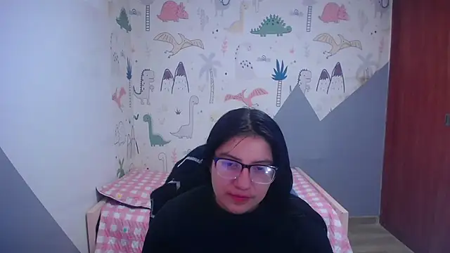 Snapshot of eva_smit_t chatting on December 17, 2025, 2:05 am eva smit t online show from December 17, 2025, 2:05 am