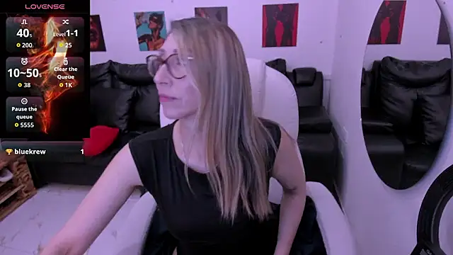 Snapshot of Scarlett_079 chatting on March 27, 2026, 11:55 am Scarlett 079 online show from March 27, 2026, 11:55 am