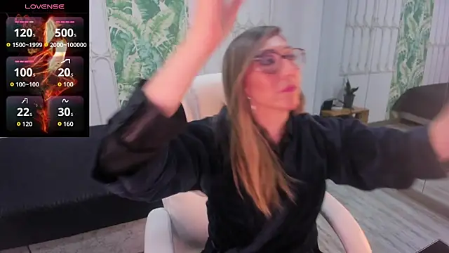 Snapshot of Scarlett_079 chatting on April 12, 2026, 11:46 am Scarlett 079 online show from April 12, 2026, 11:46 am