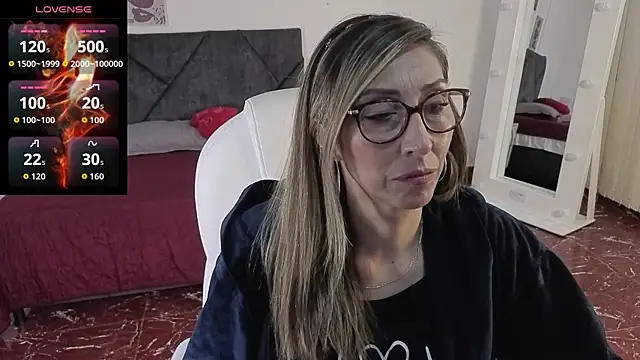 Snapshot of Scarlett_079 chatting on April 7, 2026, 11:56 am Scarlett 079 online show from April 7, 2026, 11:56 am