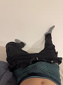 istvn2001a online show from December 17, 2025, 9:53 pm