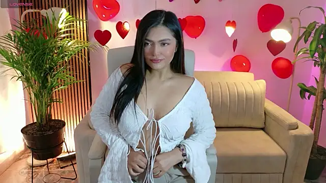 Snapshot of victoria___moon chatting on February 14, 2026, 1:00 pm victoria moon online show from February 14, 2026, 1:00 pm