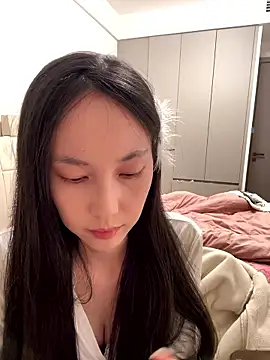 Snapshot of DD-52 chatting on January 13, 2026, 2:32 pm DD-52 online show from January 13, 2026, 2:32 pm