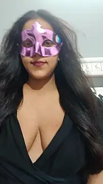 Shivani hotty online show from June 21, 2026, 4:02 pm