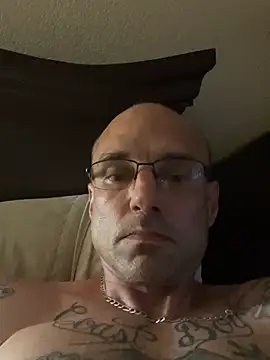 mack6900 online show from July 17, 2026, 3:26 am