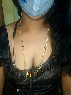 Preeti345 online show from February 3, 2026, 1:16 am