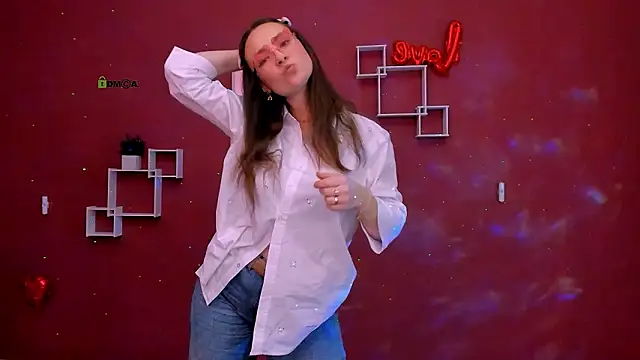 Snapshot of jenna_elayne chatting on February 17, 2026, 8:55 am jenna elayne online show from February 17, 2026, 8:55 am