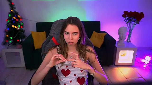 Snapshot of KimPorins chatting on December 17, 2025, 12:21 pm KimPorins online show from December 17, 2025, 12:21 pm