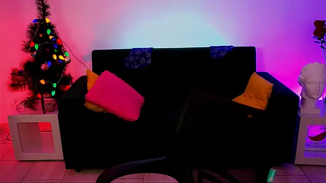 Snapshot of KimPorins chatting on December 21, 2025, 8:27 am KimPorins online show from December 21, 2025, 8:27 am