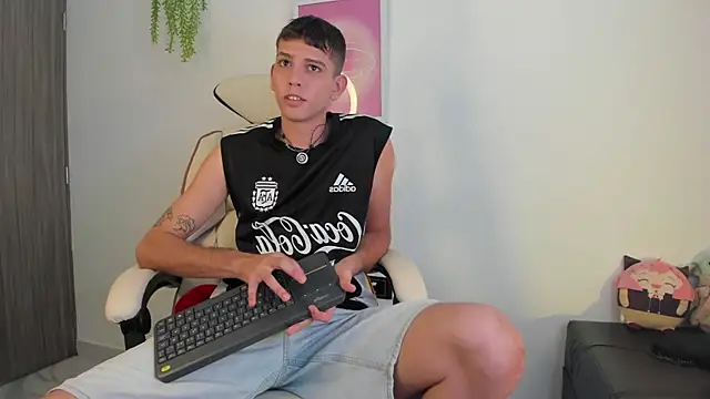 Jasson    online show from January 7, 2026, 6:02 pm