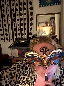 Snapshot of _DaLiDa_ chatting on January 9, 2026, 8:27 pm DaLiDa online show from January 9, 2026, 8:27 pm