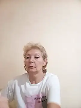 Snapshot of Calypso-Loove chatting on January 7, 2026, 9:25 am Calypso-Loove online show from January 7, 2026, 9:25 am