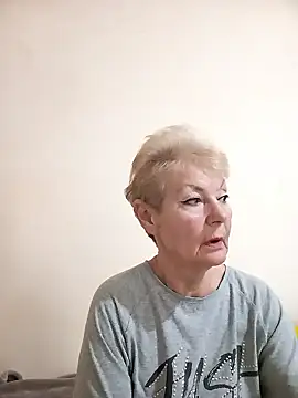 Snapshot of Calypso-Loove chatting on January 13, 2026, 11:03 am Calypso-Loove online show from January 13, 2026, 11:03 am