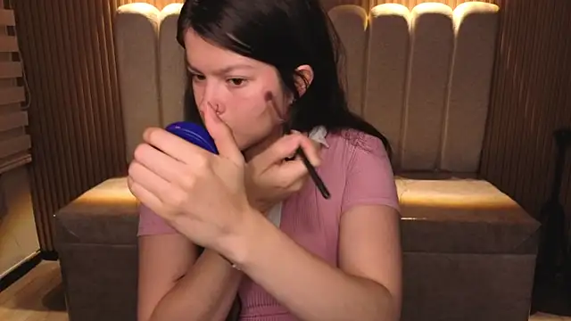 Snapshot of Sara_valderrama_ chatting on January 7, 2026, 12:32 pm Sara valderrama online show from January 7, 2026, 12:32 pm