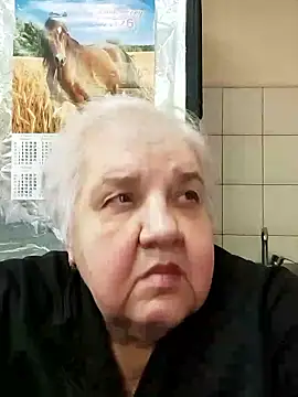 Snapshot of HapinessLovee chatting on January 10, 2026, 12:44 pm HapinessLovee online show from January 10, 2026, 12:44 pm